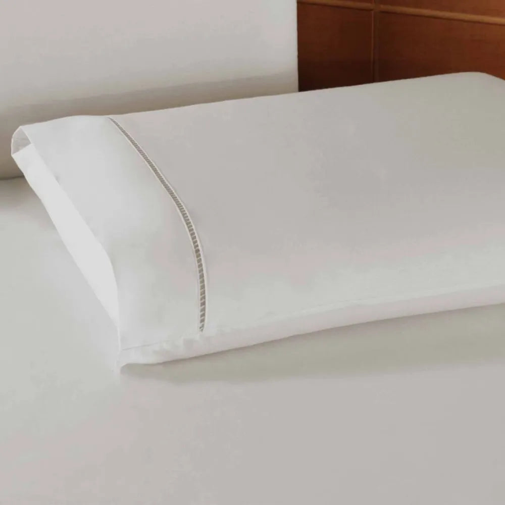 Foto de Jogo de Cama Classic 400 Fios Ponto Palito Branco Vários tamanhos muito bonita