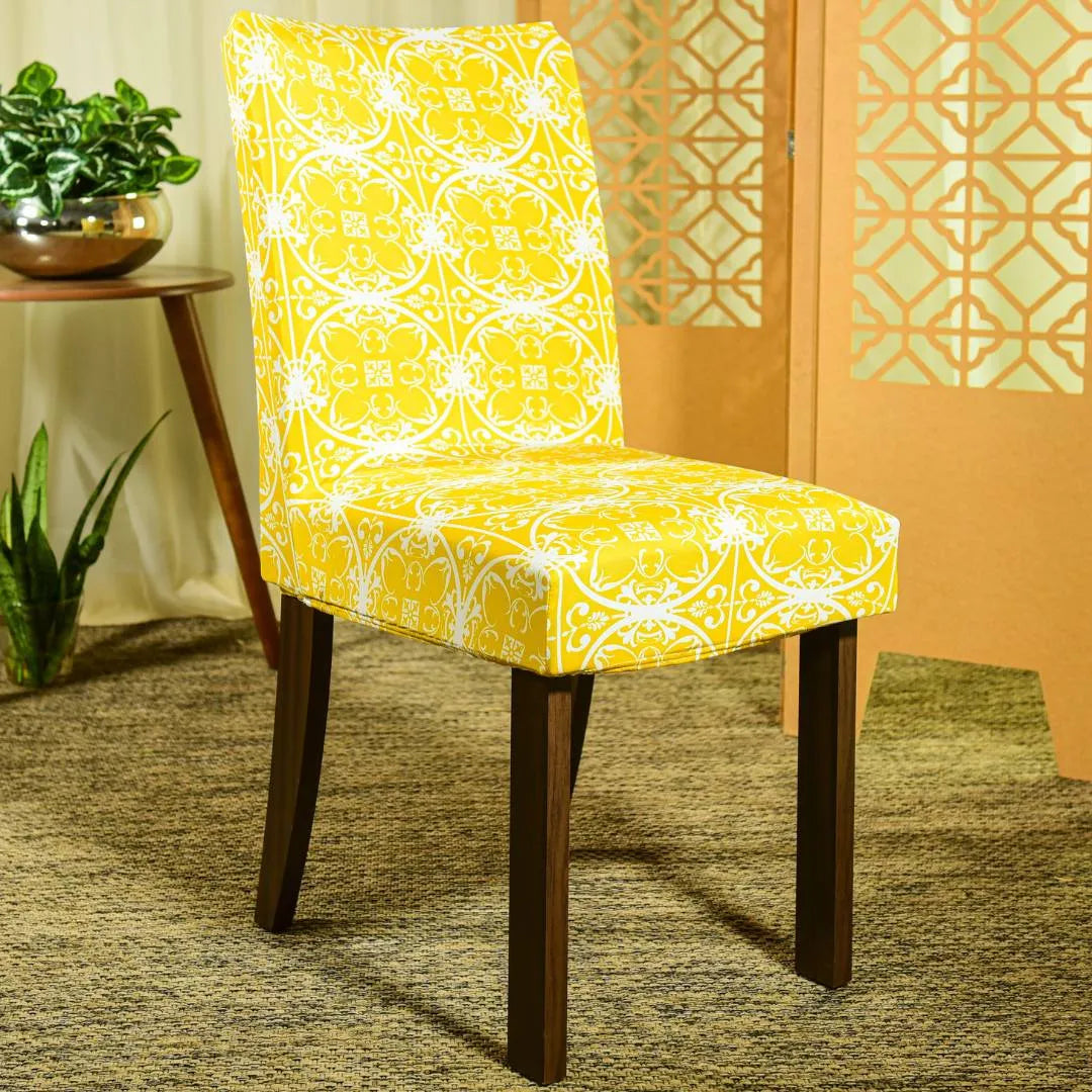 Foto vitrine capa para cadeira estampada amarela