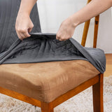 Conheça a Capa Protetora de Cadeira Acolchoada Vime Cinza Escuro da Chame do Detalhe