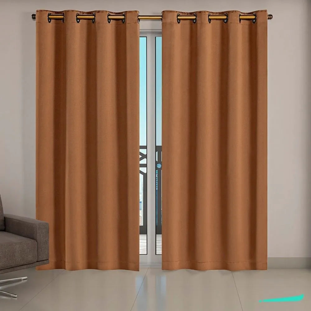 Foto de Cortina Corta Luz Charme Avelã muito bonita