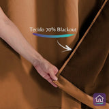 Foto de Cortina Corta Luz Charme Avelã muito bonita