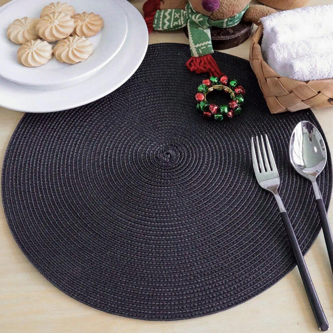 Foto do Jogo Americano Redondo Sousplat Impermeável Preto da Chame do Detalhe muito bonita