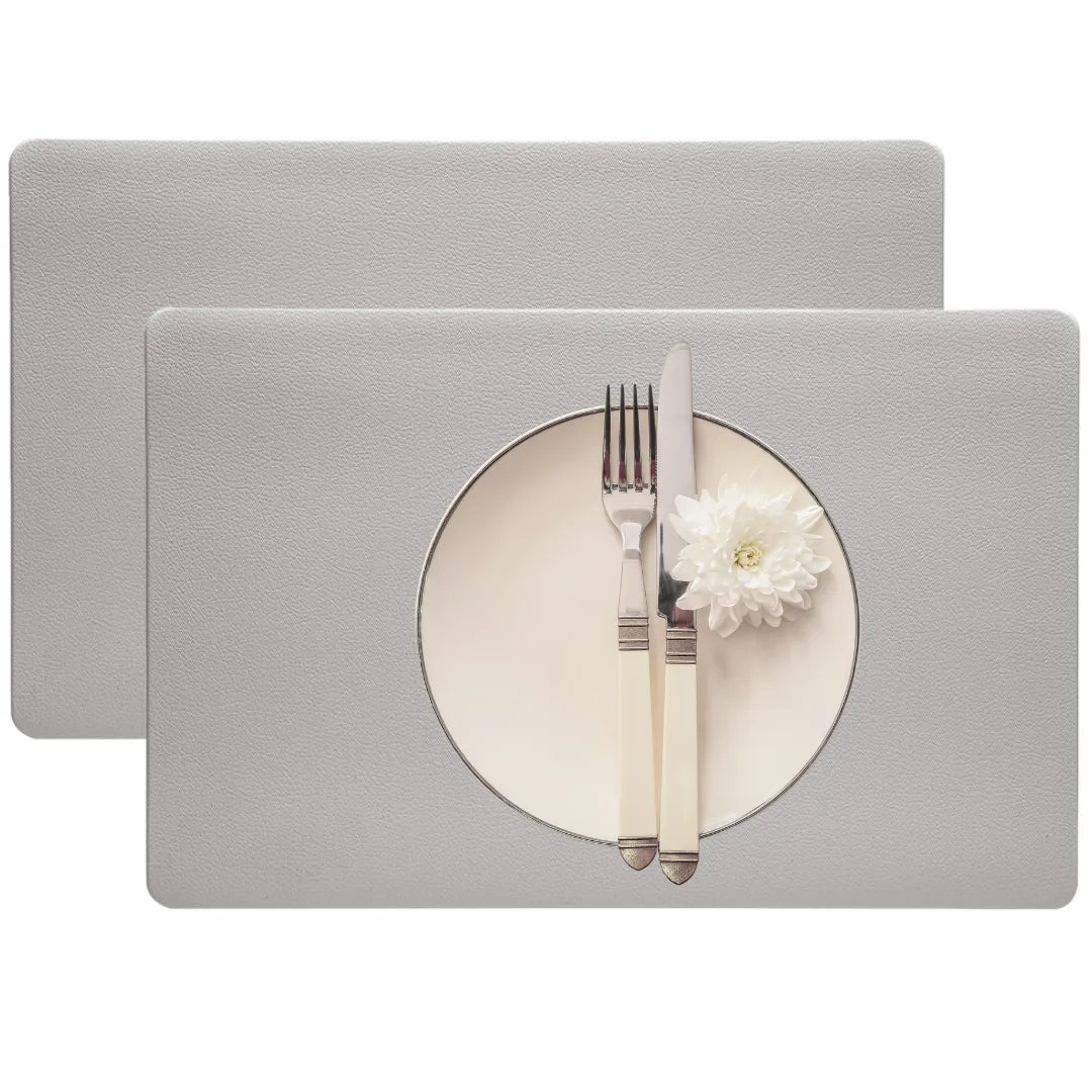 Foto do Jogo Americano Retangular Dupla Face Corino Impermeável Cinza da Chame do Detalhe muito bonita