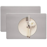 Foto do Jogo Americano Retangular Dupla Face Corino Impermeável Cinza da Chame do Detalhe muito bonita