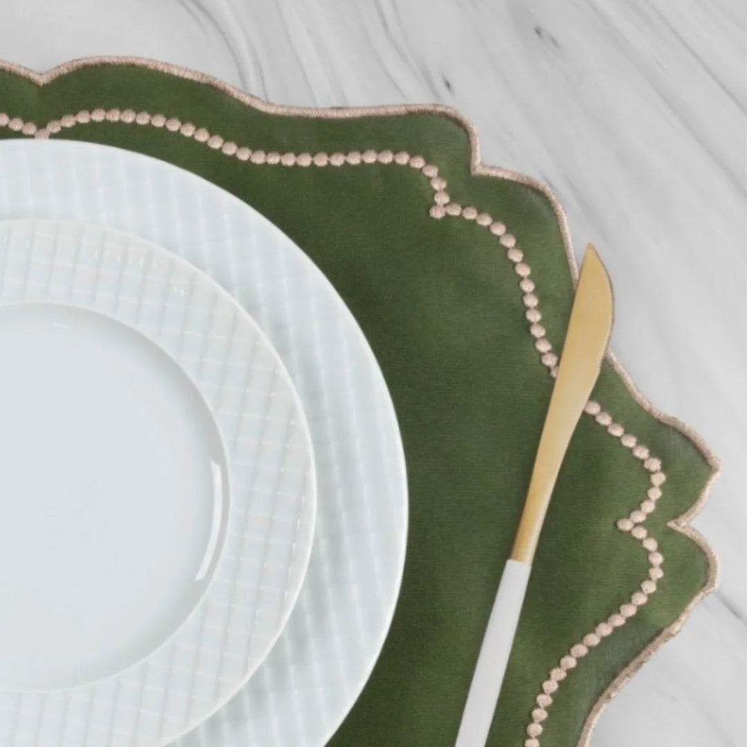Detalhes da Jogo Americano Bordado Realeza  Verde Musgo da Charme do Detalhe