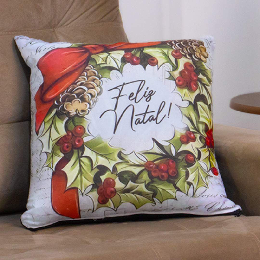 Veja os detalhes da Capa Almofada Natal Guirlanda da Charme
