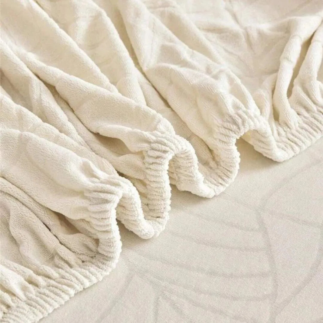 Veja os detalhes da Capa de Sofá de Canto Impermeável Relevo Special Creme da Charme