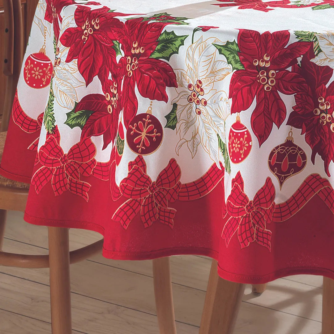 Detalhes da Toalha de Mesa Natalina Redonda Vermelha do Detalhe
